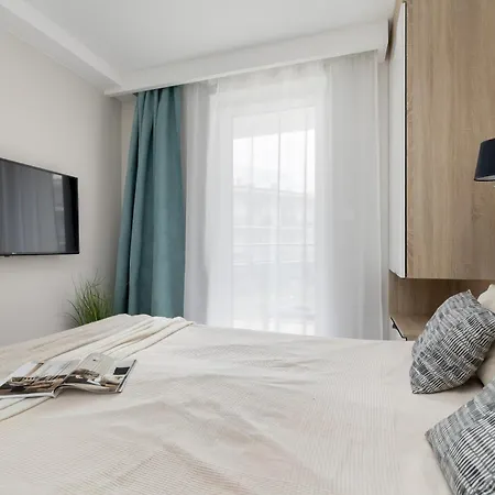 Blue Horizon - 50 M From The - By Rentmoneky Apartman